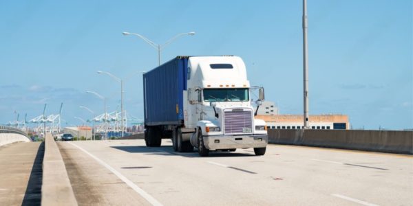 5 Best Roads for Truck Drivers in America 2023
