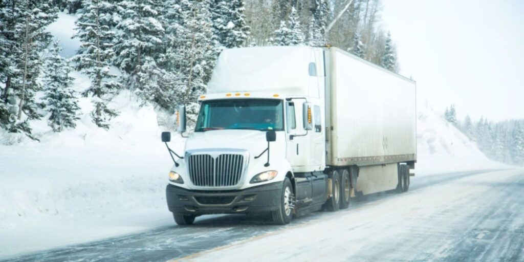 Winter Driving Safety Tips for Truck Drivers in America 1 Winter Driving Safety Tips for Truck Drivers in America